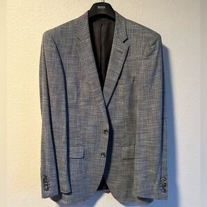 Boss “Tailored” 38R  Grey Stretch Fabric Sport Coat.